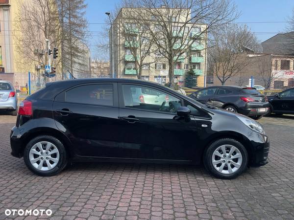 Kia Rio 1.2 Dream-Team Edition - 8