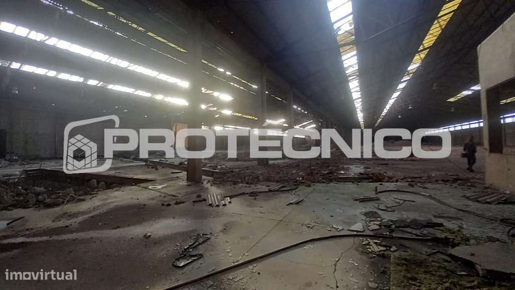Armazém Industrial - 16.500m2 - Centro País-27