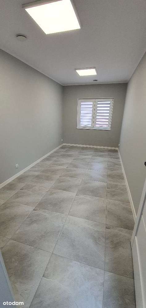 Biuro w Nowoczesnym budynku - Pełny obrazek: 2/6