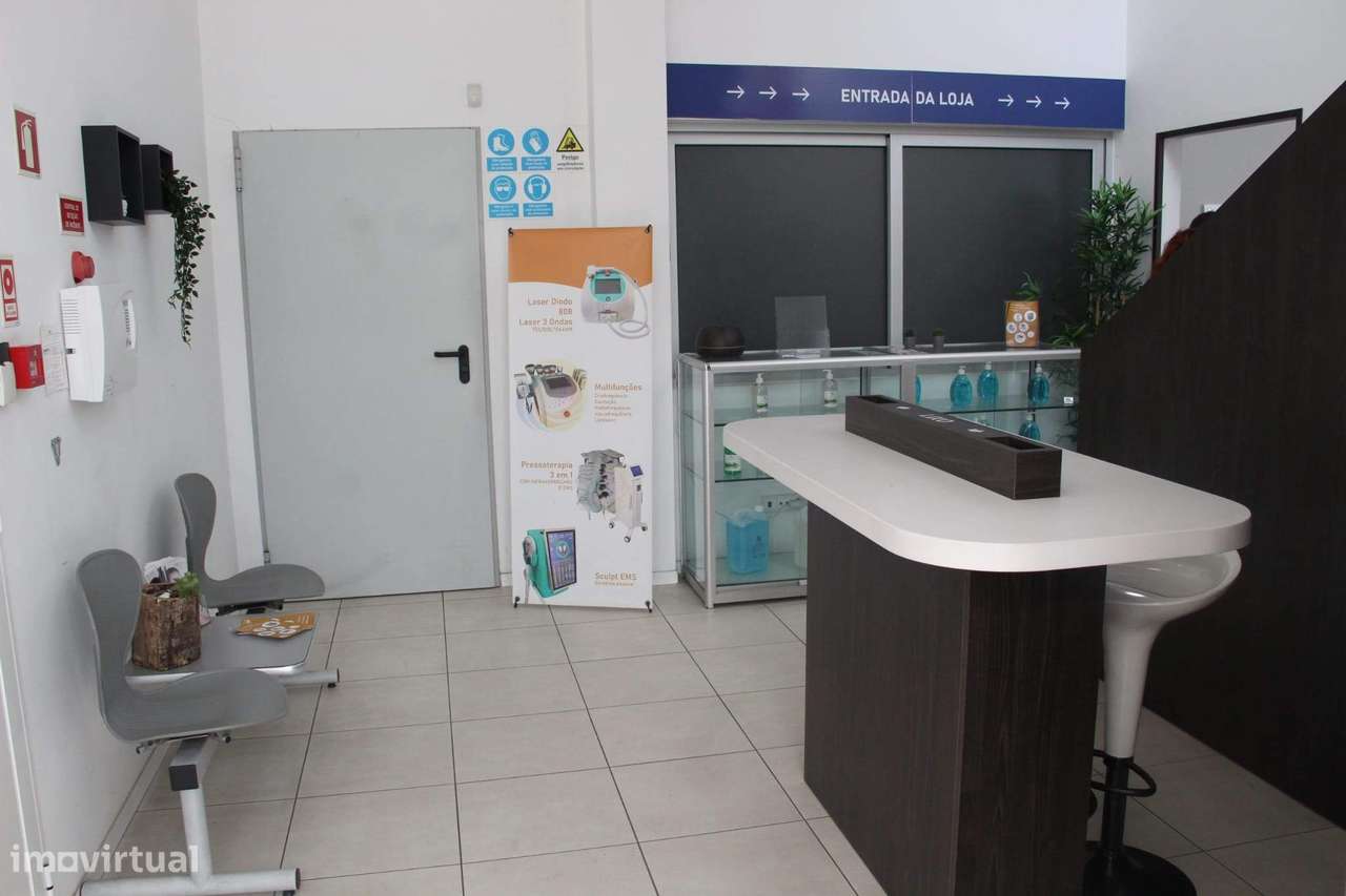 Armazém Industrial com Excelente Localização em Braga-24