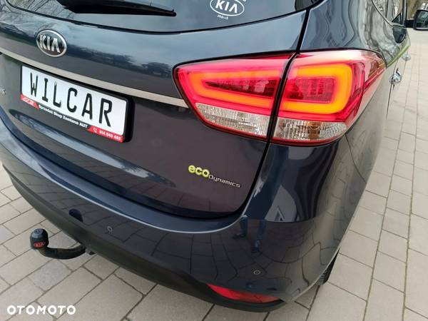 Kia Carens 1.7 CRDi XL 7os - 36