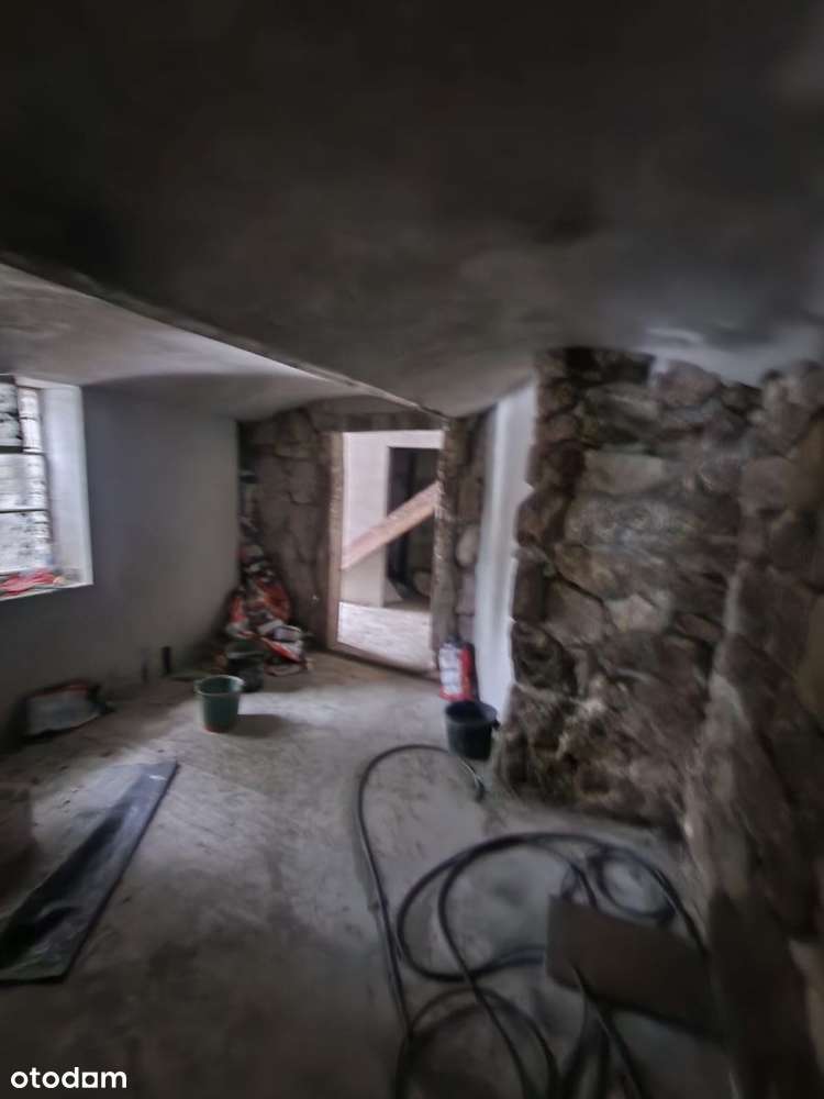 Dom z potencjałem tuż przy szlakach-6