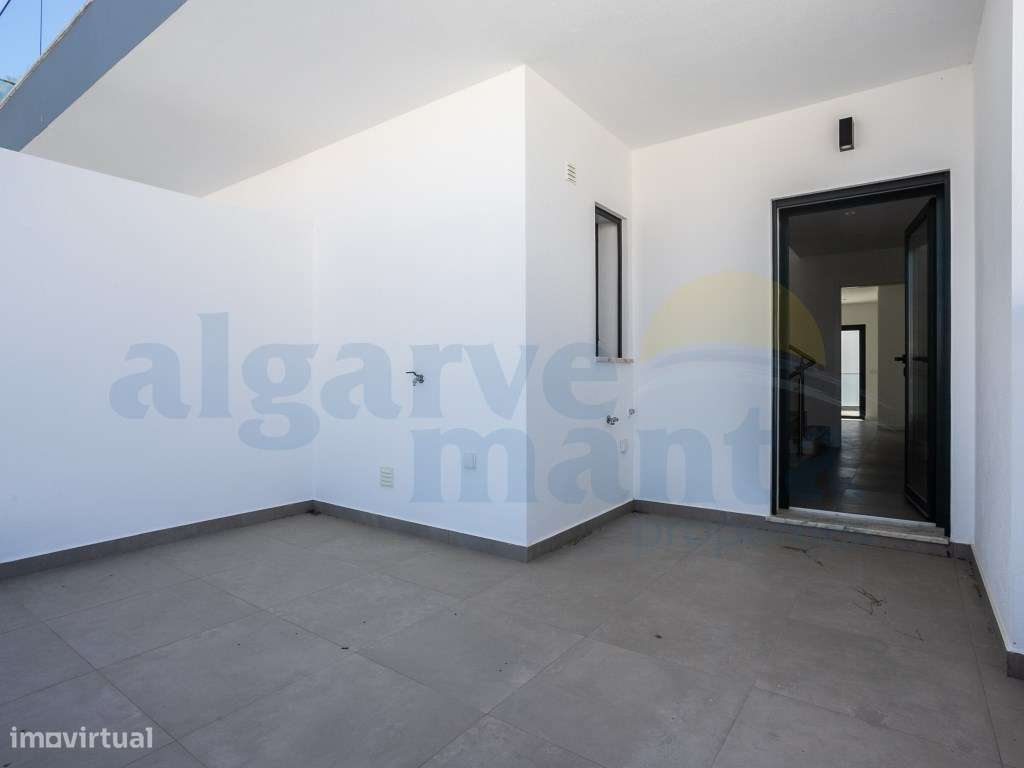 Exclusiva Moradia T4 de Luxo à Beira-Mar com Piscina Privada, Estac...-14