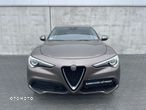 Alfa Romeo Stelvio - 9