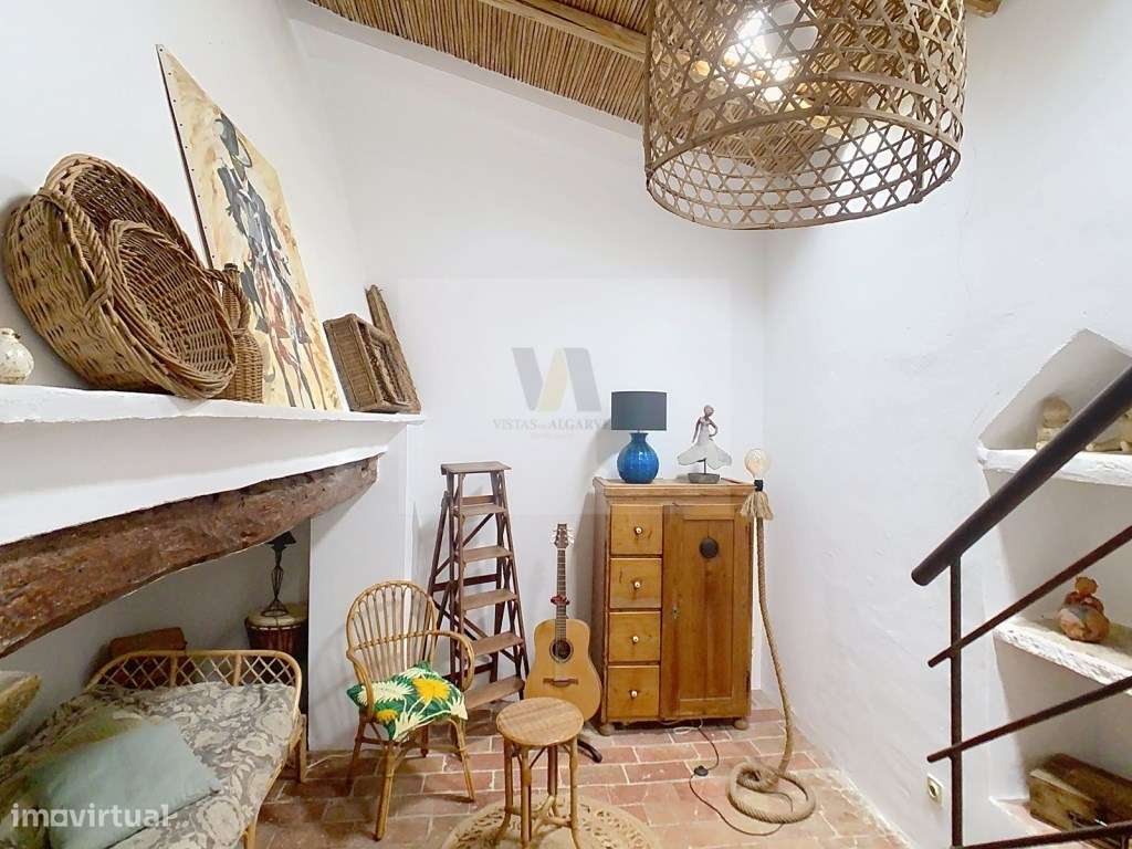 Moradia de charme autêntico + Alojamento Local independente-14