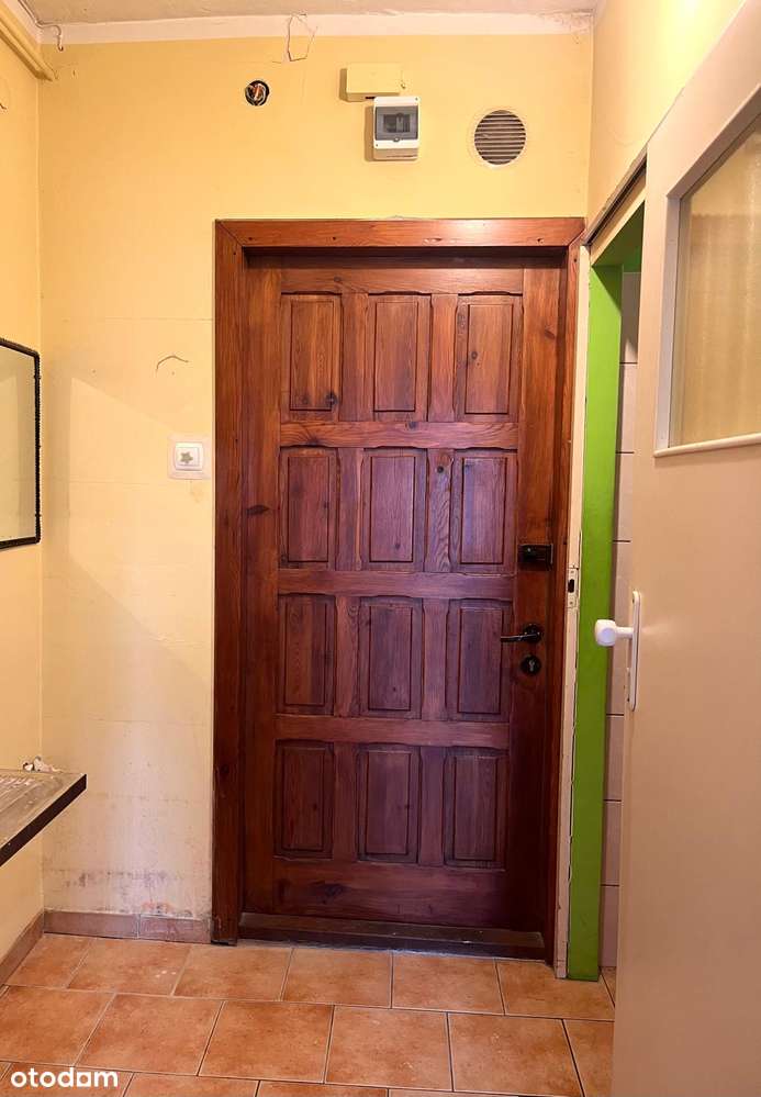 Kawalerka do remontu !-5