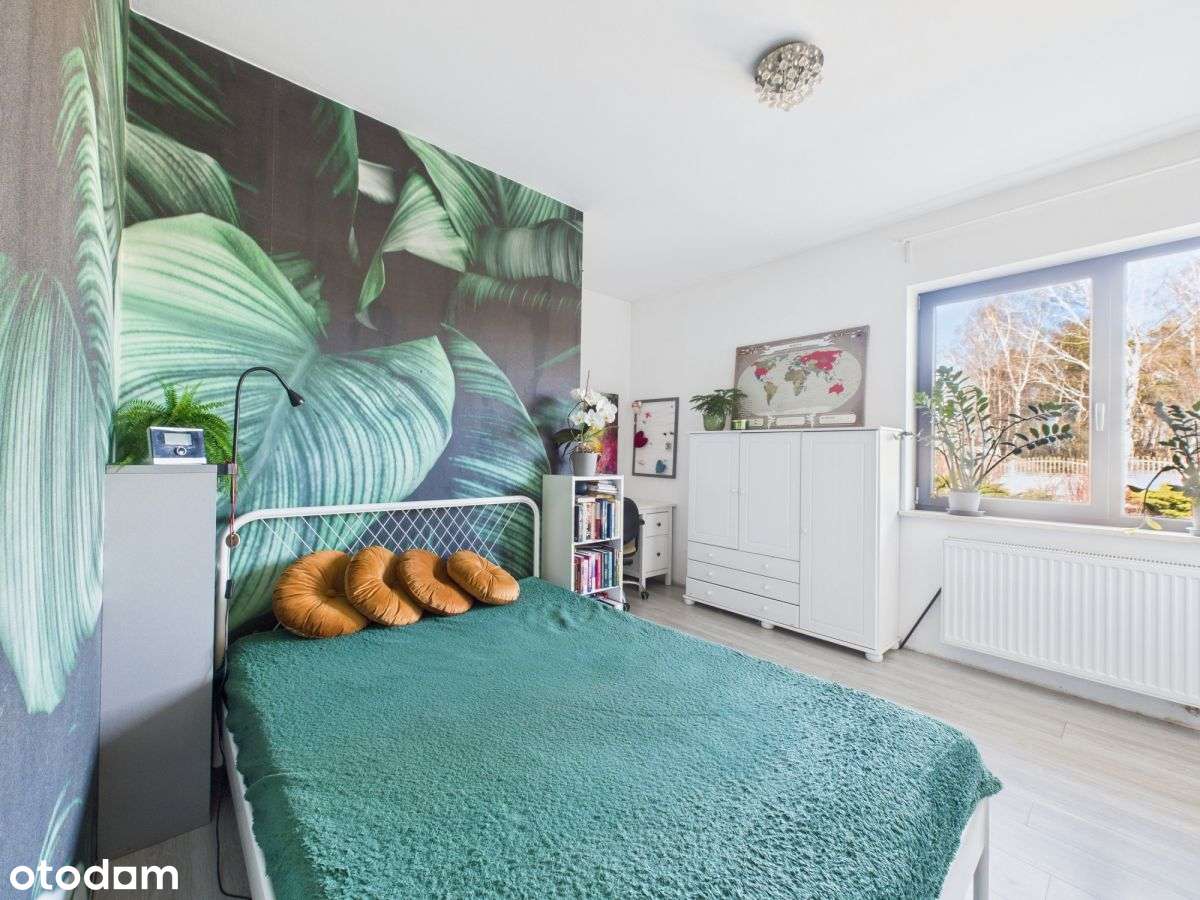 Dom pod miastem z własnym lasem-10