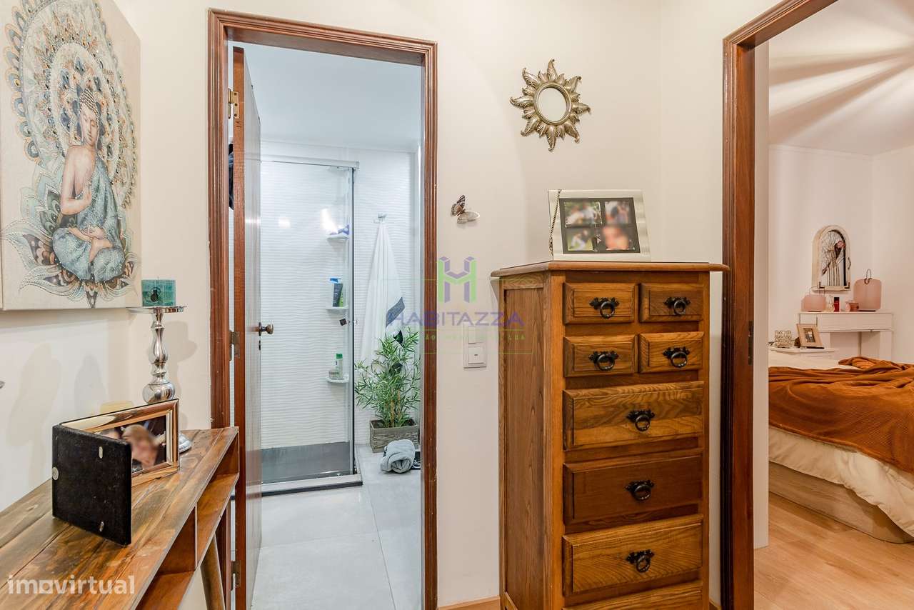 Apartamento T2 com Terraço, virado a sul, numa zona sossegada de Lagos-19