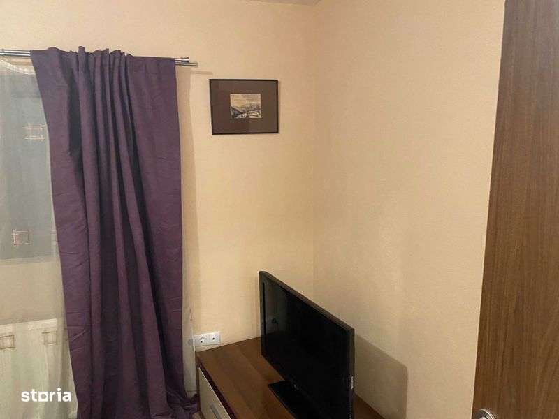 Inchiriez apartament 2 camere si dependinte la casa - Imagine principală: 5/8