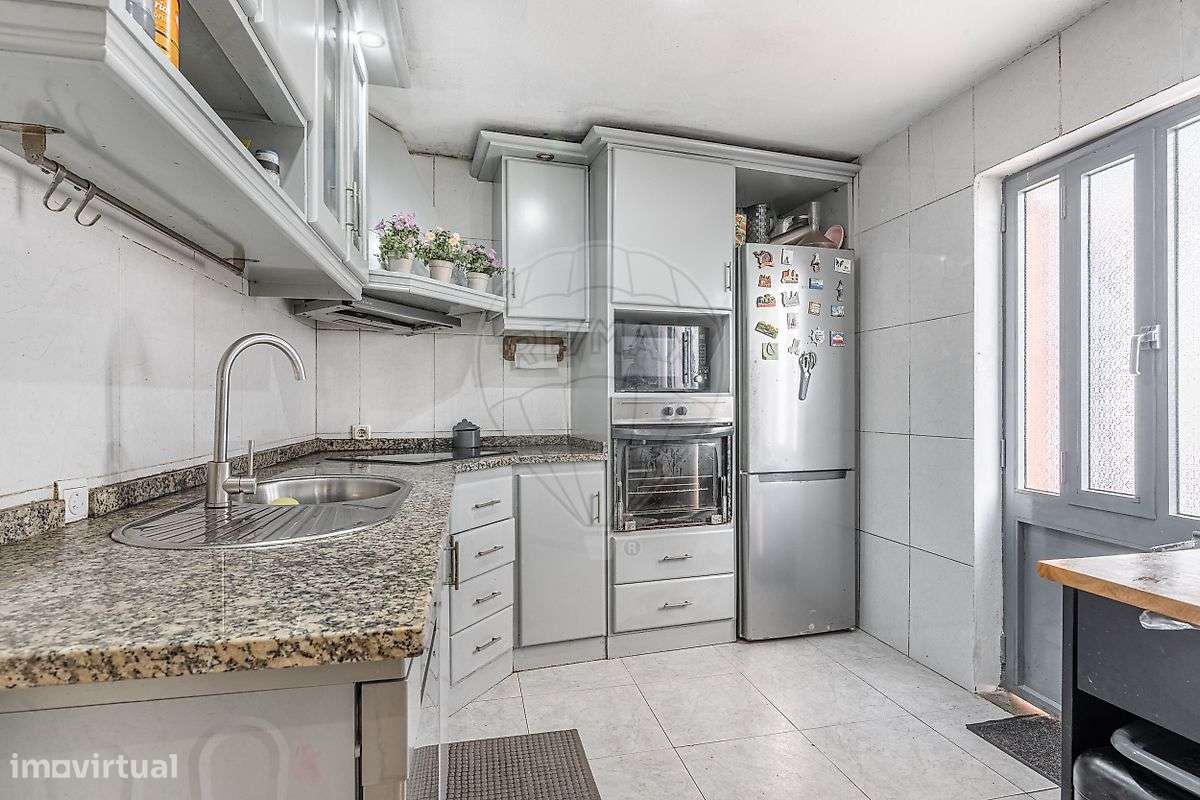 Moradia T2 para venda-4