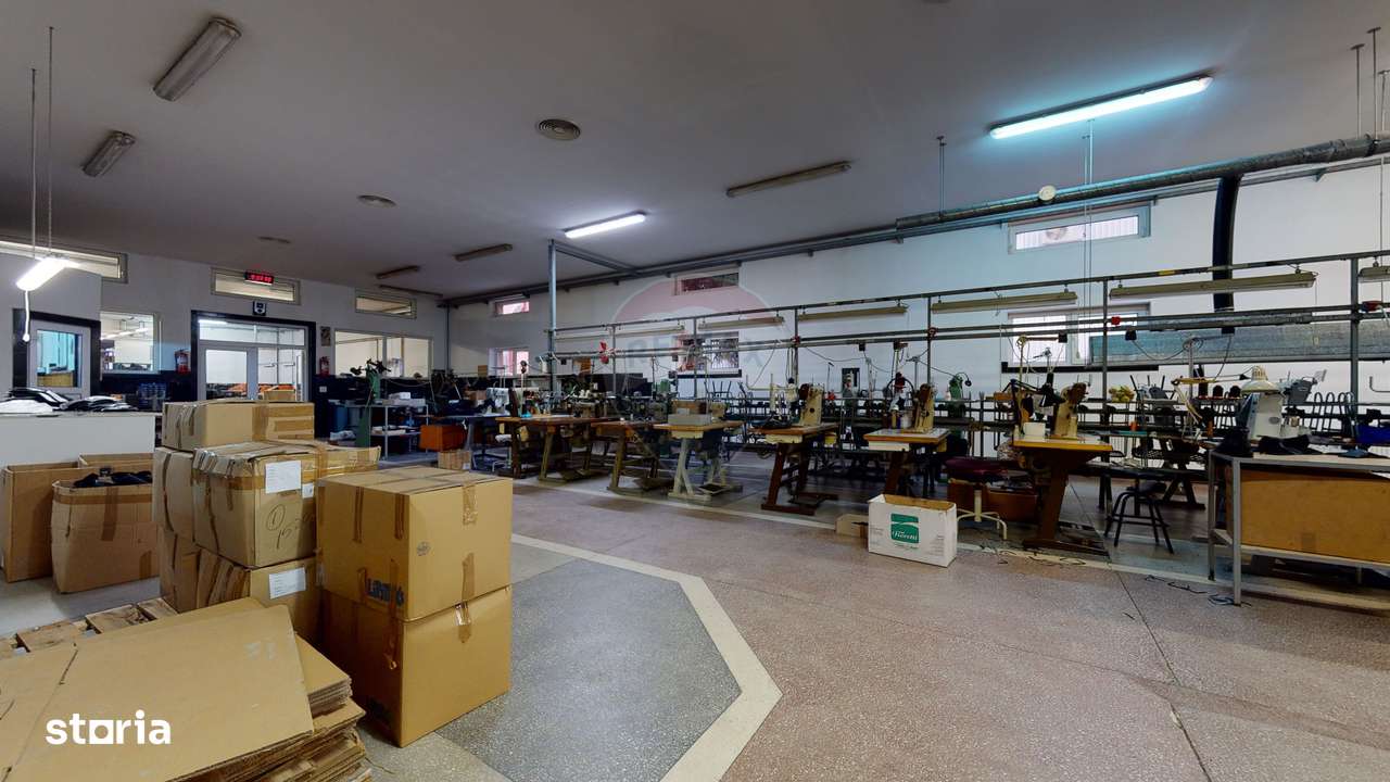 Producție / Depozitare + Birouri – Proprietate industrială de vânzare - Imagine principală: 4/18