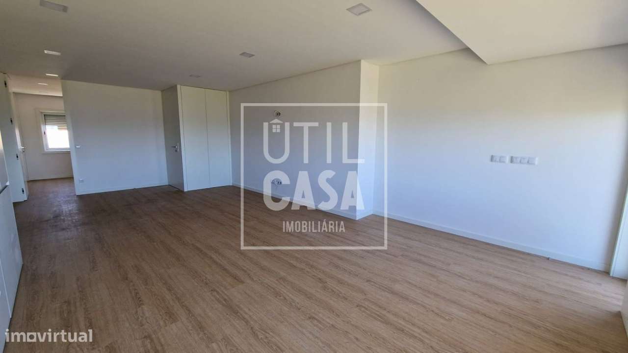 Apartamento T3 em Castelo de Neiva-5