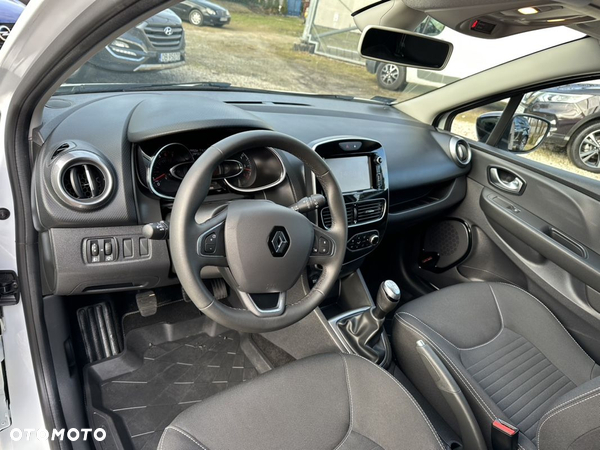 Renault Clio - 12