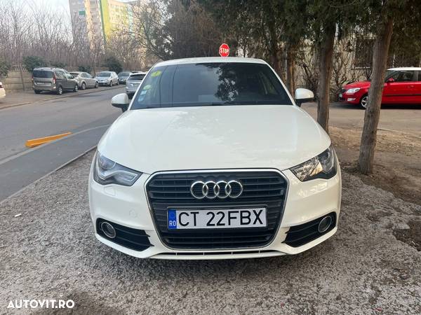 Audi A1 1.6 TDI S tronic S line Sportpaket - 1