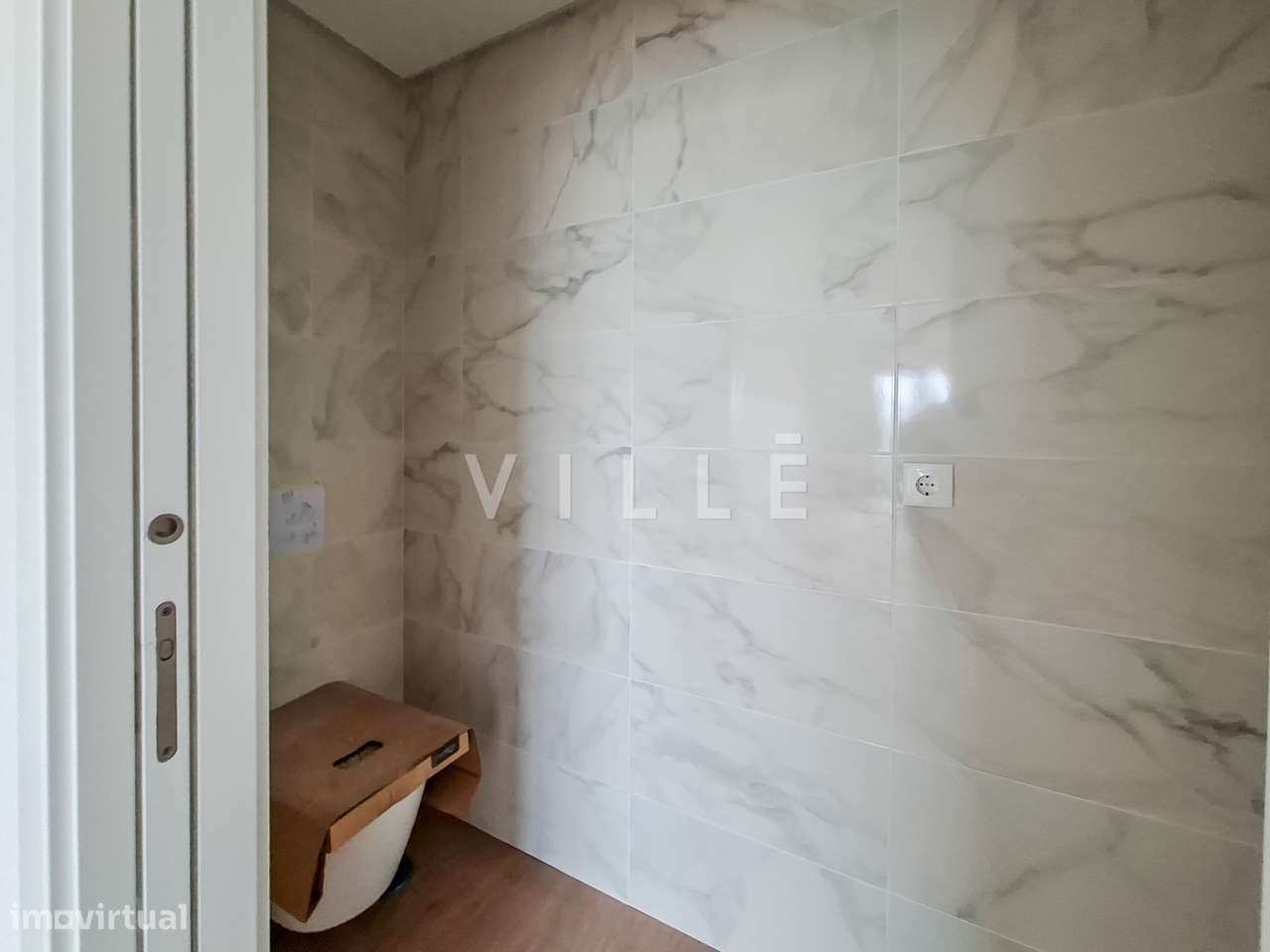 Apartamento T2+1 com duas suites e escritório - Grande imagem: 3/9