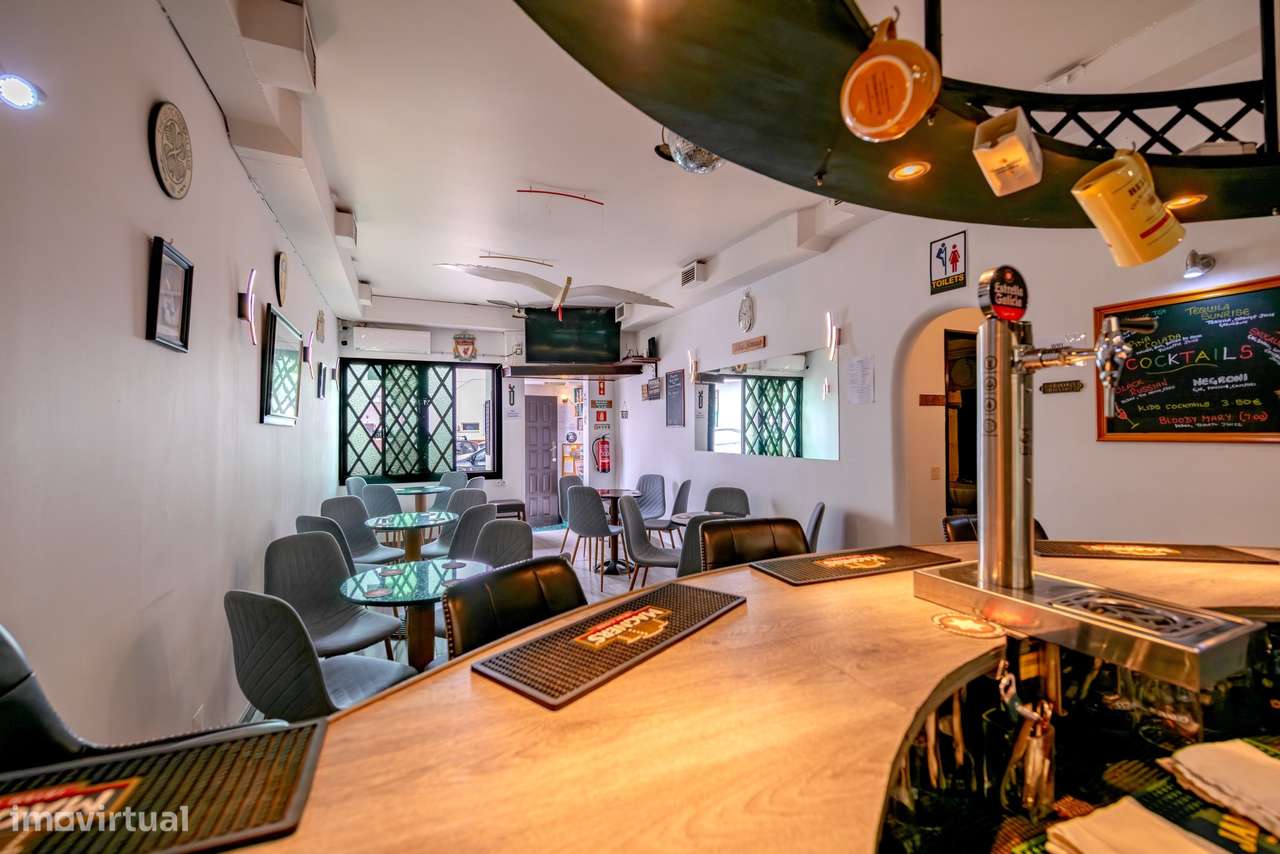 Bar aconchegante no centro da Praia da Luz - Grande imagem: 5/6
