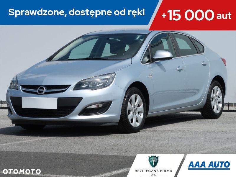 Opel Astra - 1