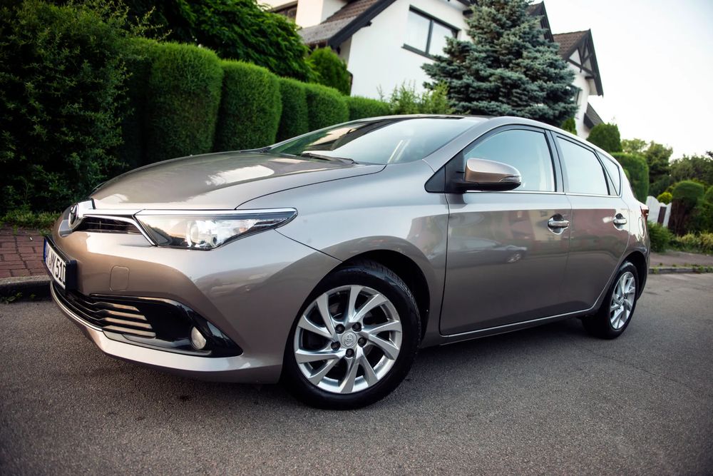 Toyota Auris II 1.2 Turbo Comfort 2016