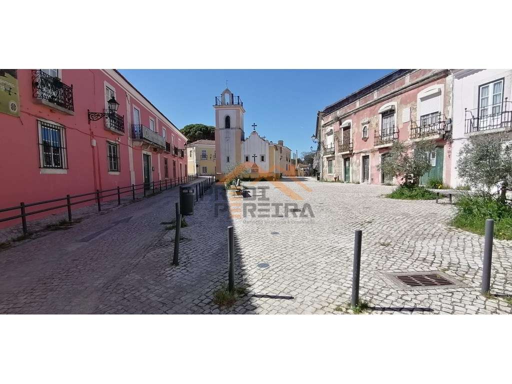 Prédio para reabilitação no Paço do Lumiar, com elevado potencial d...-10