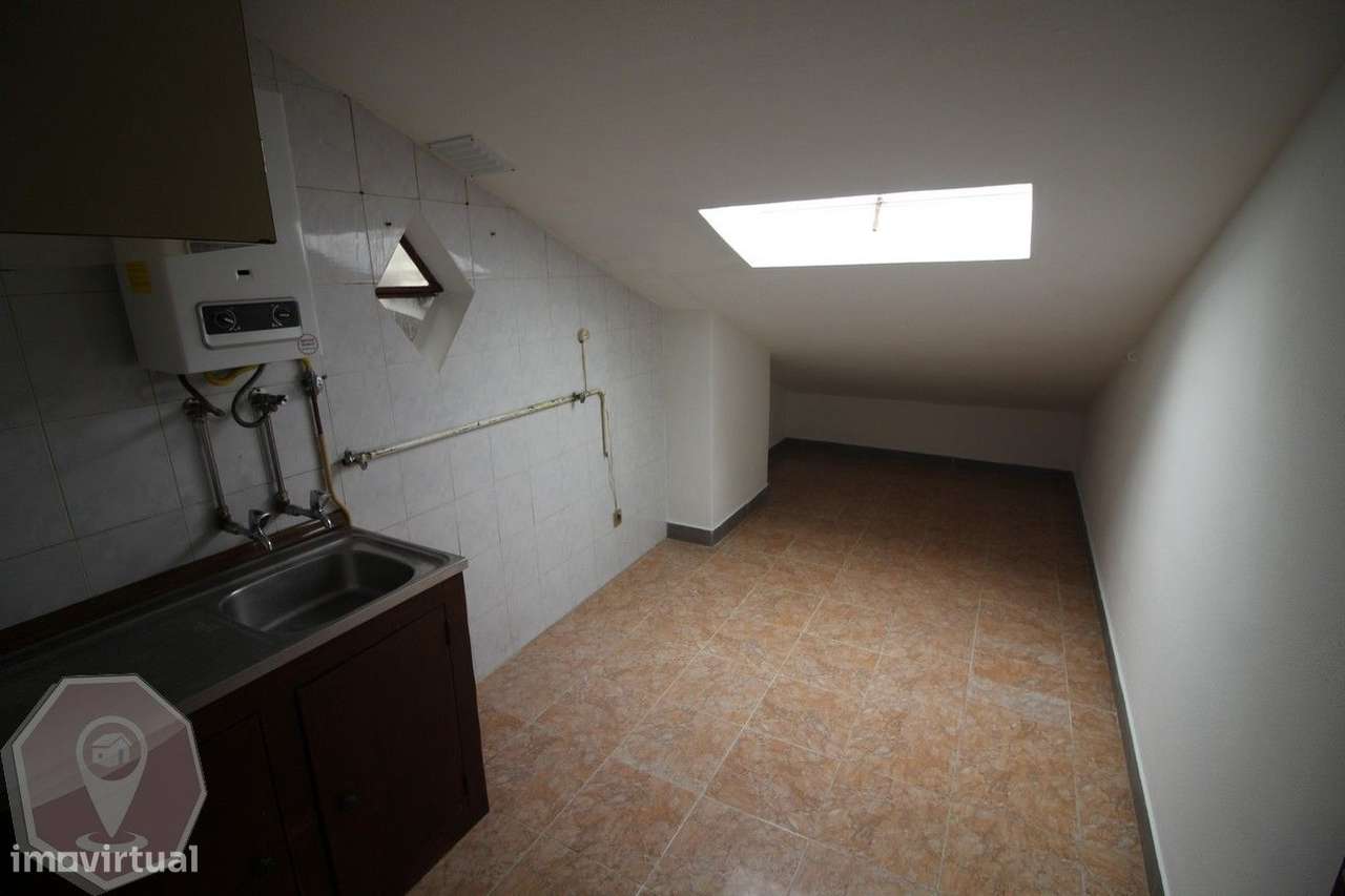Apartamento T2 Vale de Cambra - para investidor-21