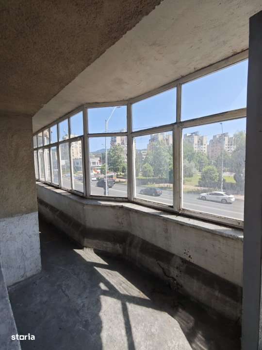 Apartament de vanzare, cu 3 camere spatios, etaj 1, zona Parcul Mara - Imagine principală: 5/9