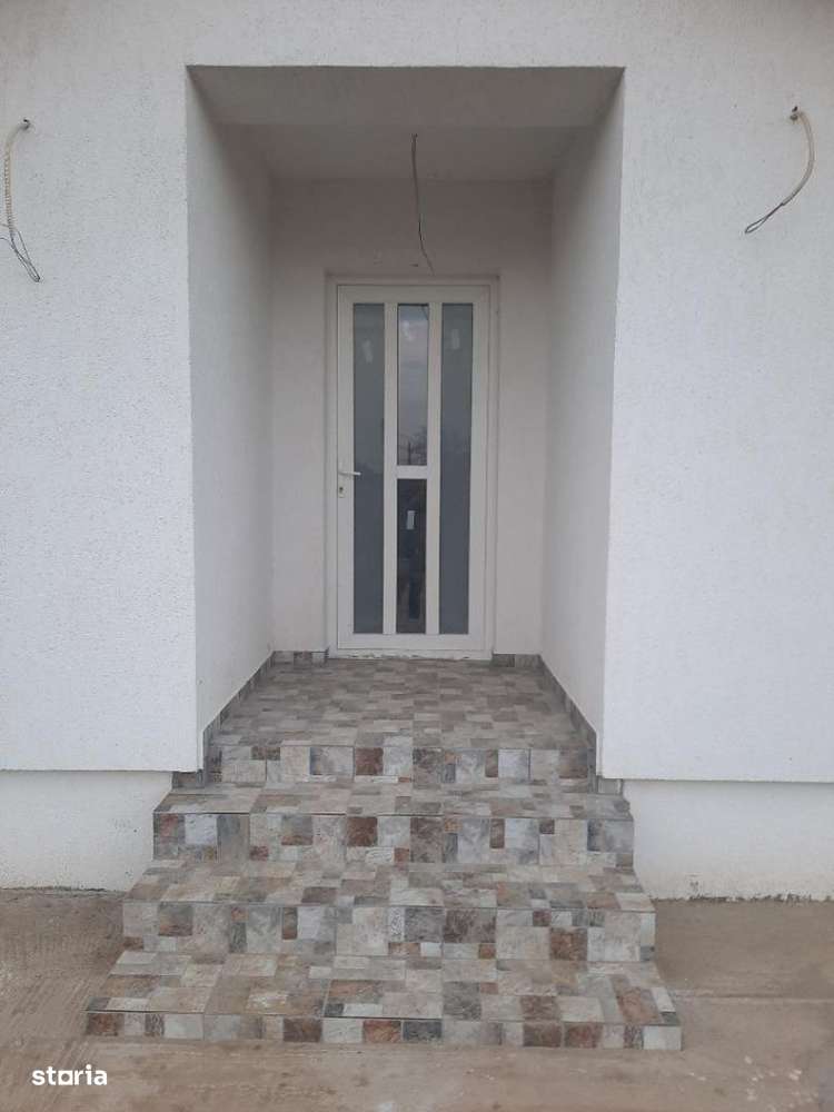FARA COMISIOANE in COMPLEX DE CASE, casa cu 4 camere 2 bai PARTER +pod-7
