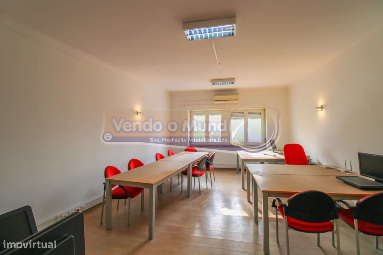 Escritório com projeto de T1 em Lisboa (LXLX003) - Grande imagem: 3/15