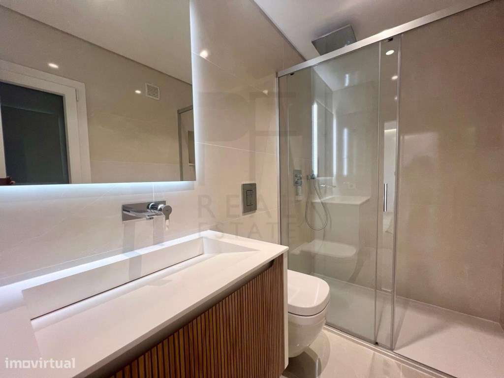 T3 em Suites - R/C com elevador - PAREDE - Grande imagem: 4/21