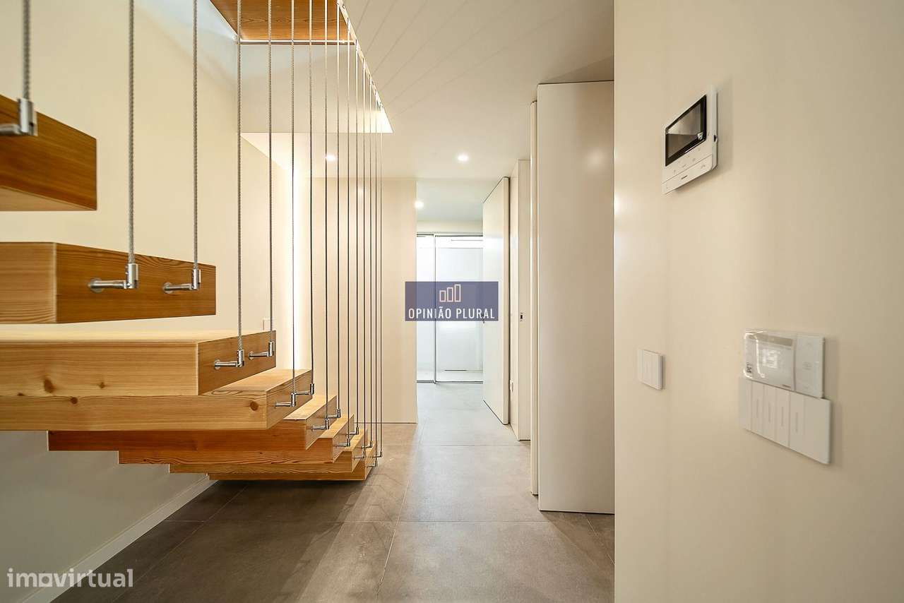 Espaçosa Moradia T4 com Escritório e Piscina - Pronta a Habitar-27