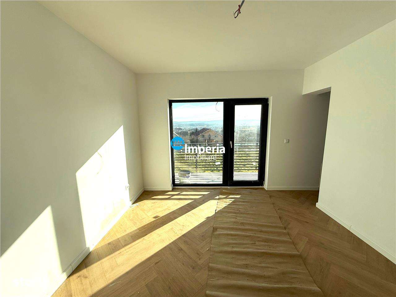 Vila premium P+E 4 cam, asfalt, canalizare,Notariat Miroslava - Imagine principală: 5/18