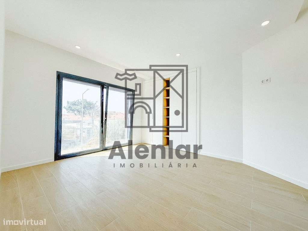 NOVA Moradia V4 a 800 metros da praia NOVA-56