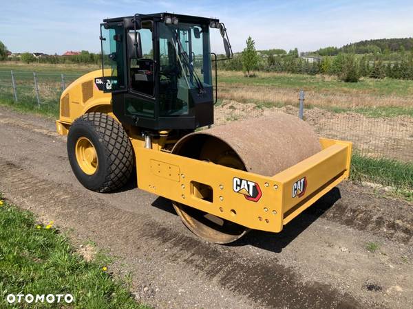 Caterpillar CS64B - 22