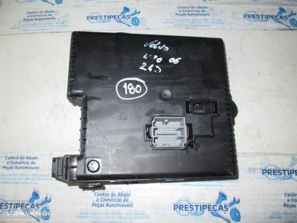 Caixa Fusiveis 30728512 VOLVO V70 2006 2,4D DELPHI VOLVO XC 70 2006 2.4 D5 185CV 5P PRETO DELPHI - 1