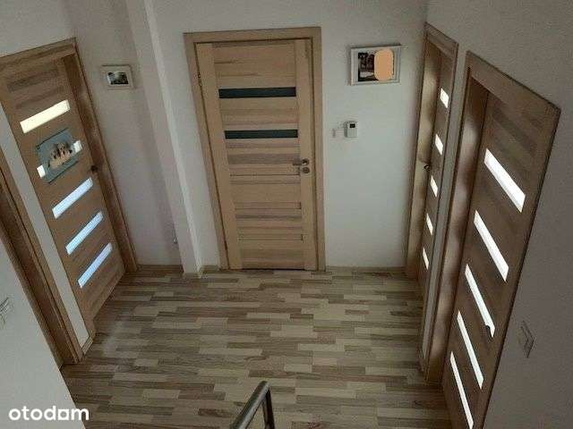 Segment skrajny 6 pokoi ,156m,garaż-6