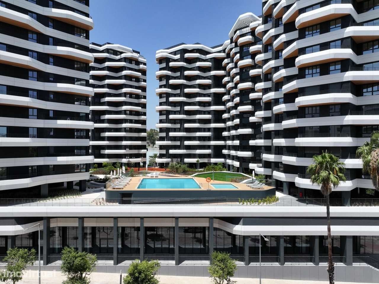 Apartamento T4 com estacionamento, Parque das Nações, Lisboa-8