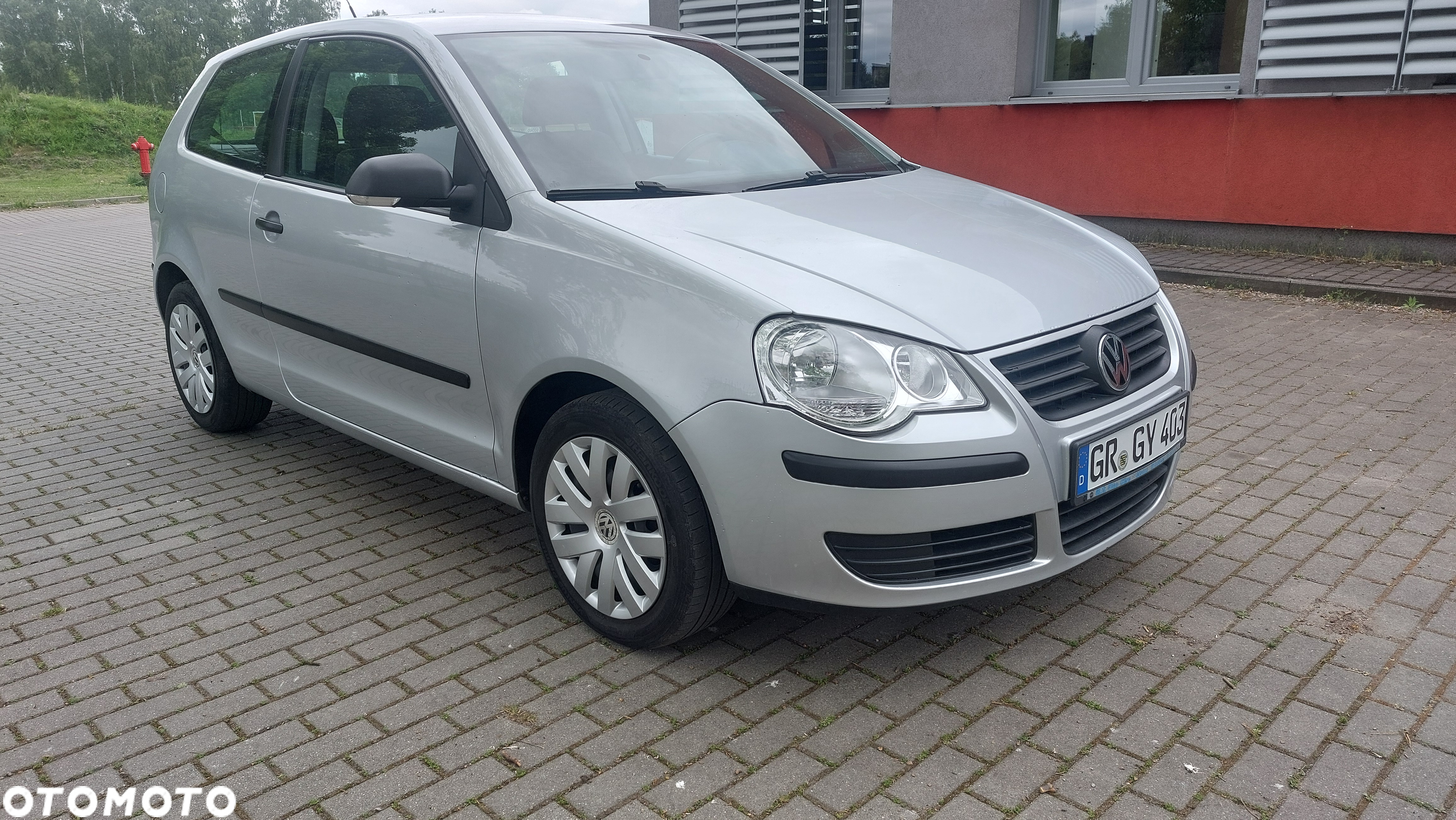 Volkswagen Polo - 2