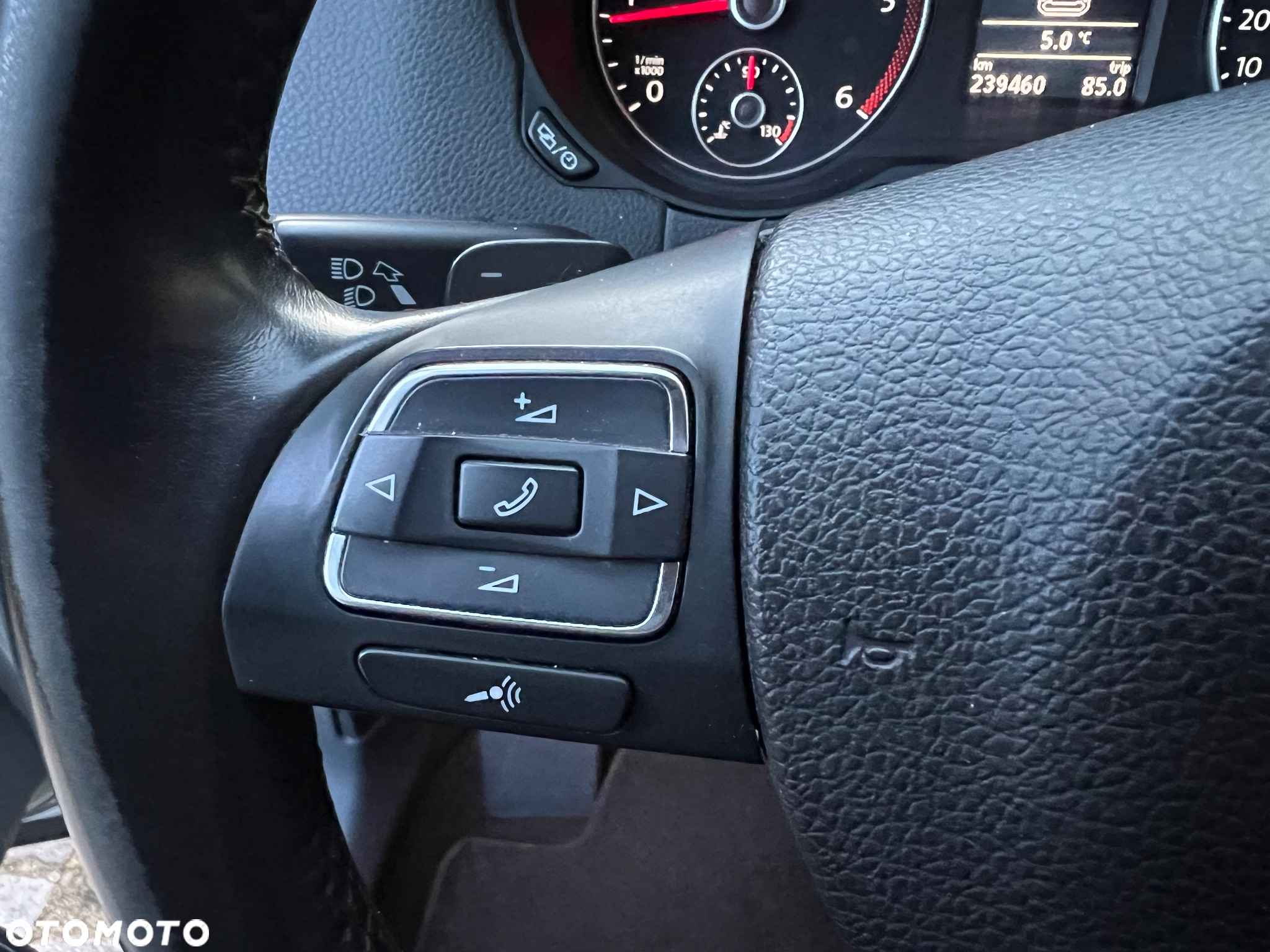 Volkswagen Sharan 2.0 TDI DSG BlueMotion Technology Comfortline - 12