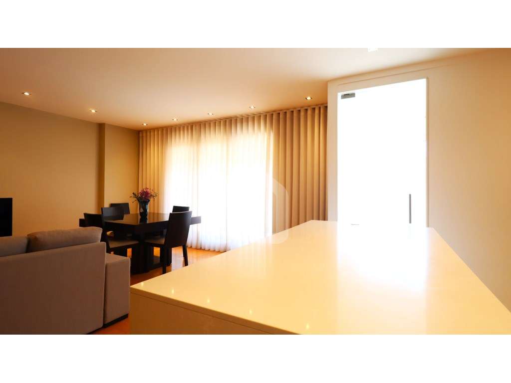 Apartamento T3 no último piso, vista Parque da Devesa-10