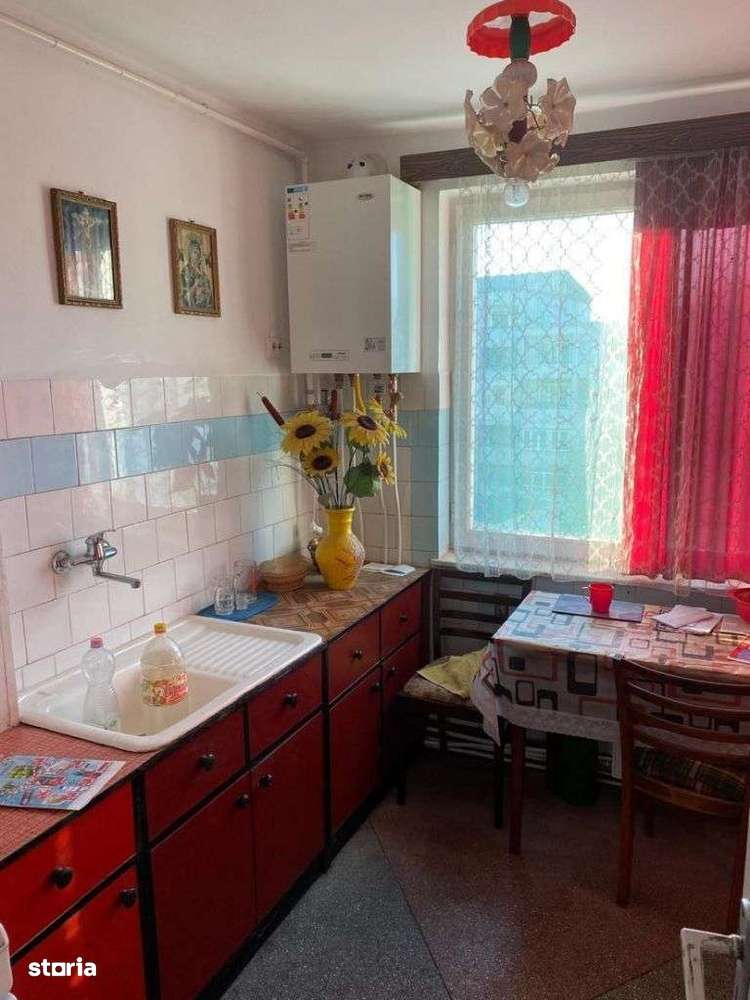 Apartament 2 camere de vanzare , Str Corvinilor , etaj 3 , 62.000 euro - Imagine principală: 4/9