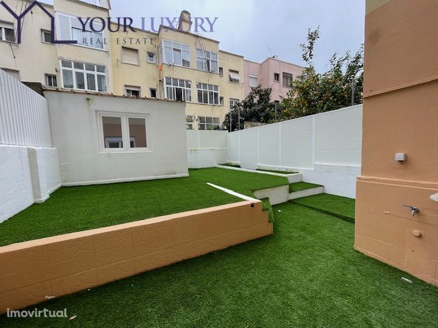 Apartamento T1 remodelado com terraço para venda em Lisboa, Benfica