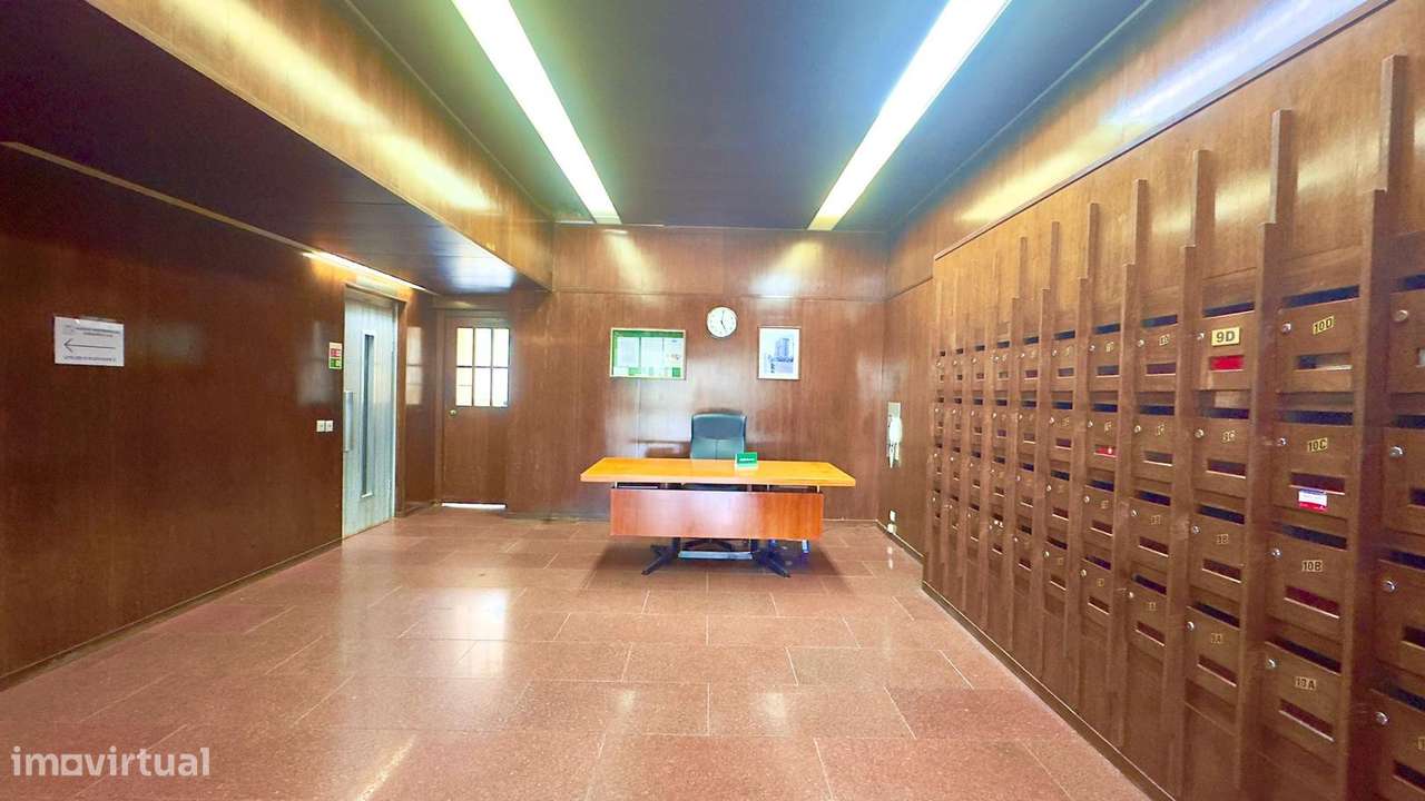 T3 transformado em T2 - vista mar - estacionamento - Torre Soleil-4