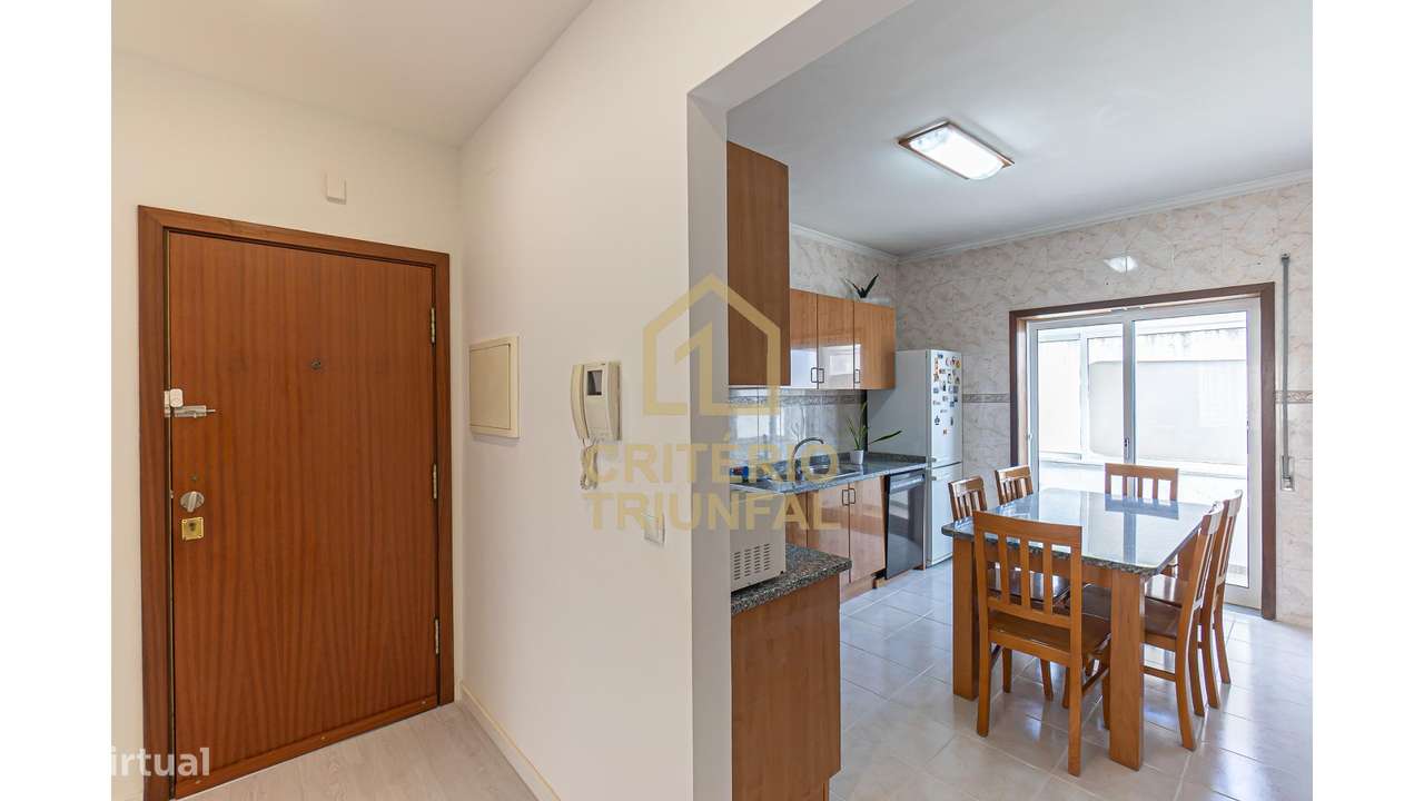 Apartamento T3 em Perozelo-7