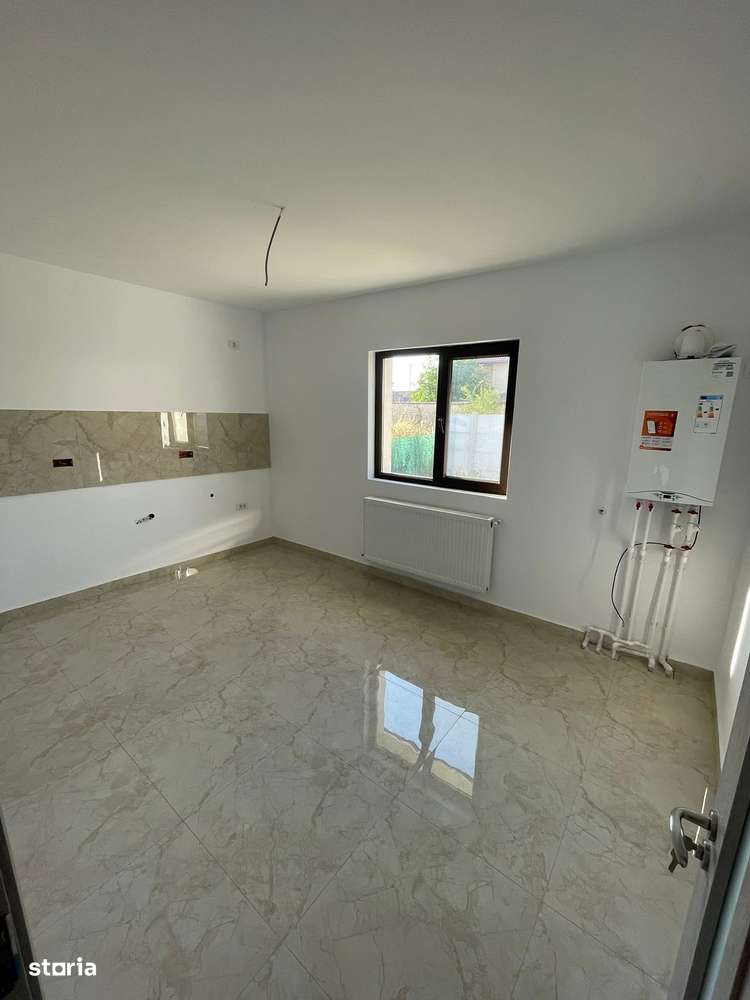 Casa practica PE PARTER, curte generoasa - Imagine principală: 4/8