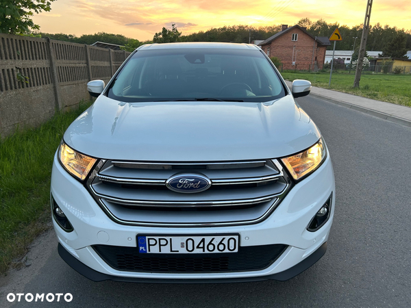 Ford EDGE 2.0 TDCi 4x4 Titanium - 13