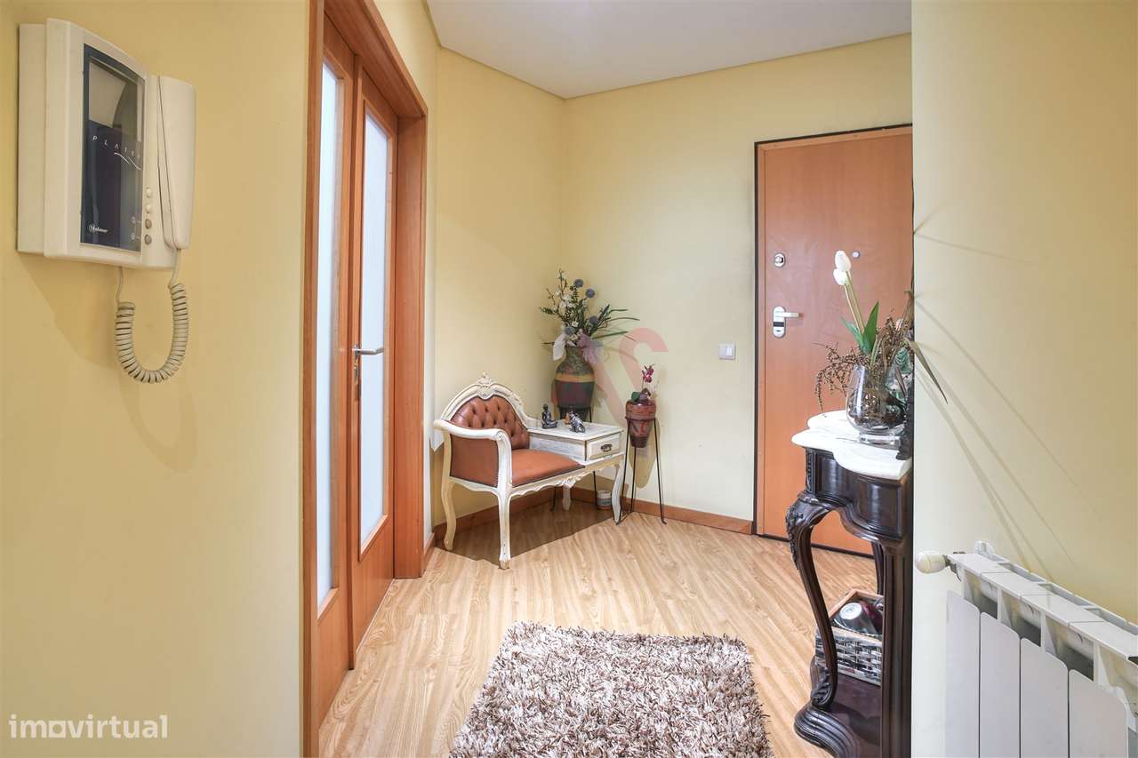 Apartamento T3 com vista panorâmica em São João das Caldas de Vizela - Grande imagem: 4/29