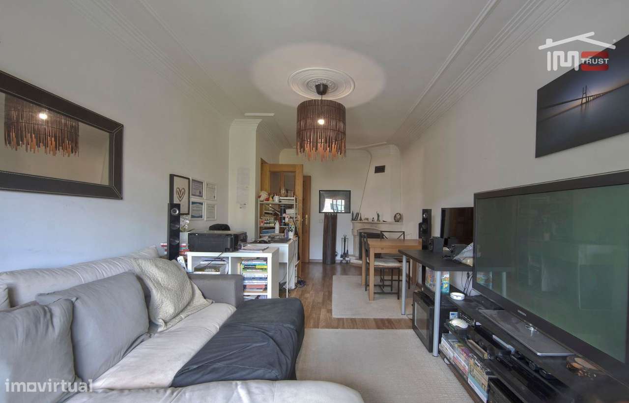 OPORTUNIDADE Zona Nobre de Cascais Triplex T2+2 com espaço exterior - Grande imagem: 4/35