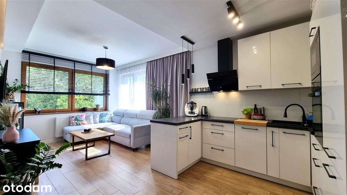 Nowoczesne 76 m2 z tarasem i 2 łazienkami-0