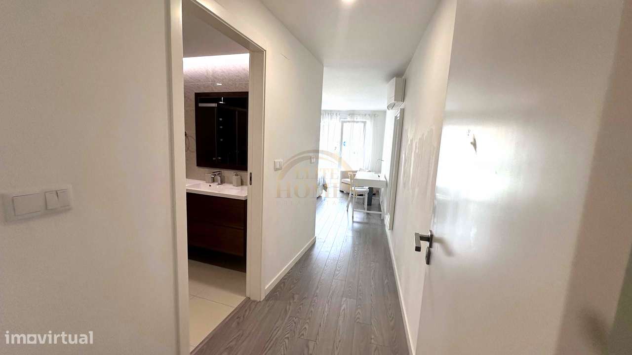 Apartamento T3 de Luxo em Paço de Arcos.-30