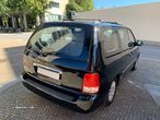 Kia Carnival 2.9 CRDi EX Confort - 9