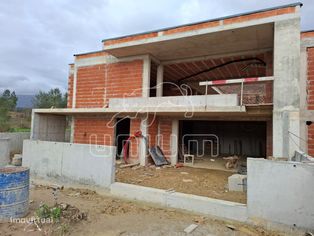 Moradia Geminada T3 com jardim - Grande imagem: 4/8